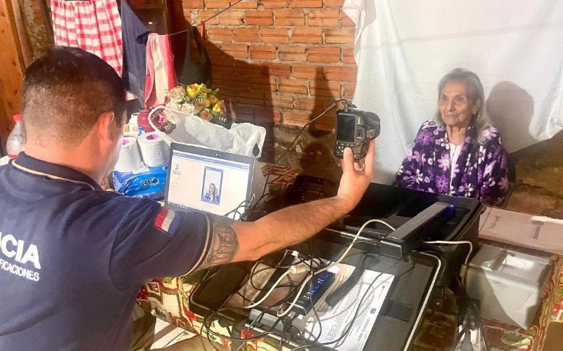 Memoria 2025 | Consultorio Jurídico, Notarial y Político desarrolló actividad de atención a la tercera edad