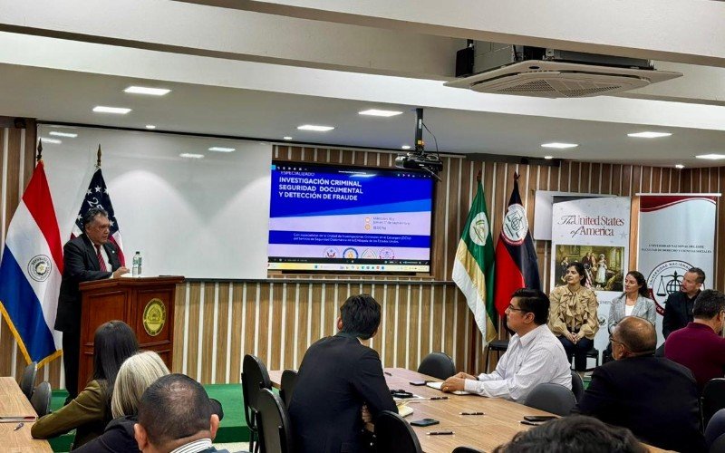 Primera jornada del Seminario Especializado abordó la seguridad documental y detección de fraude