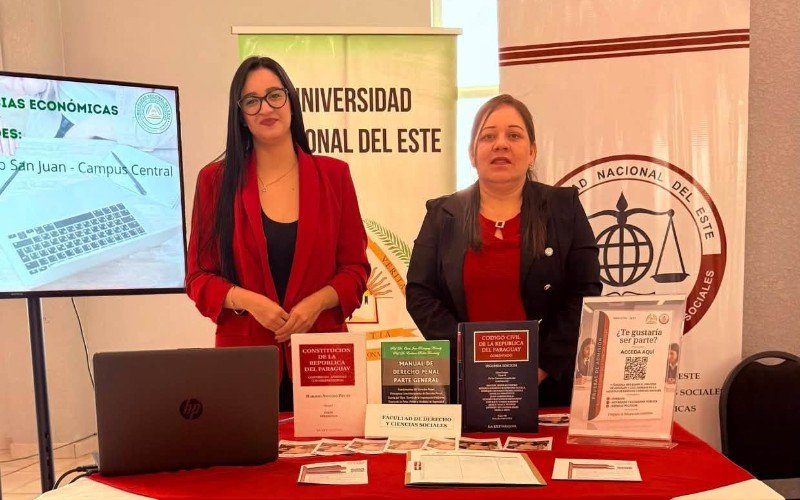 FDCS-UNE presente en la 2.ª Expo Universidades 2026