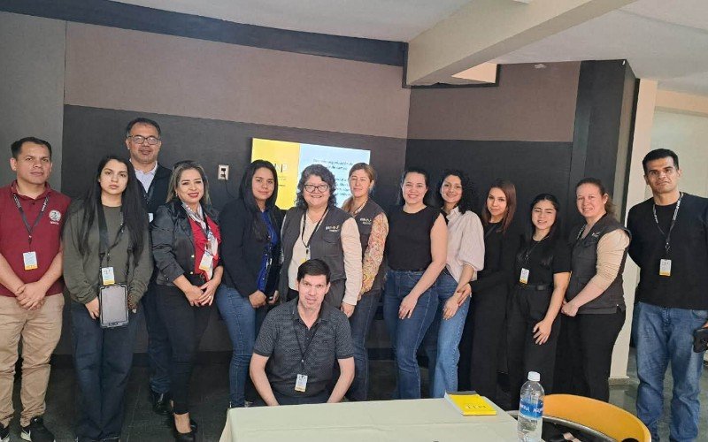 FDCS-UNE participa en investigación sobre la reinserción social de mujeres privadas de libertad